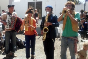 Les débuts de la fanfare au marché d'Argual