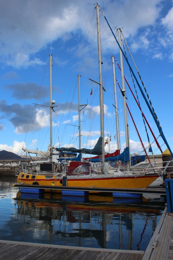 Dominao au port de Santa Cruz de Ténérife