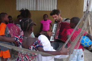 yann-enfant-accordeon-cachouane